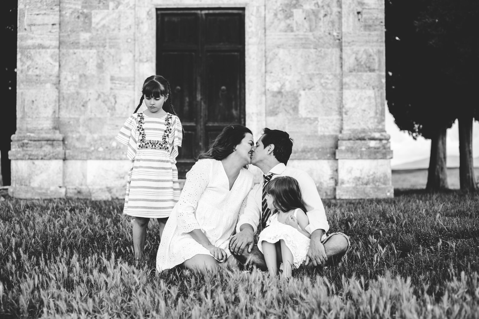 family photos nature tuscany