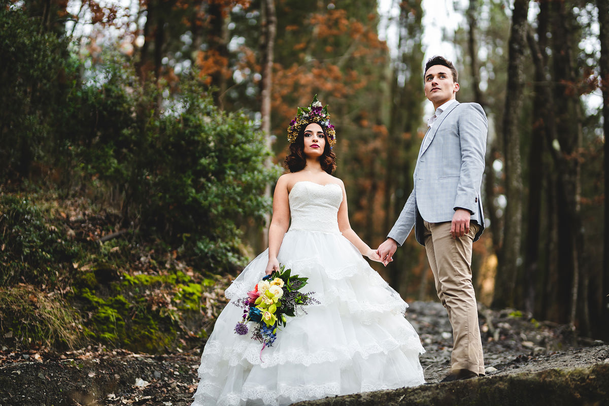 creative wedding photographer tuscany wedding bagni di san filippo