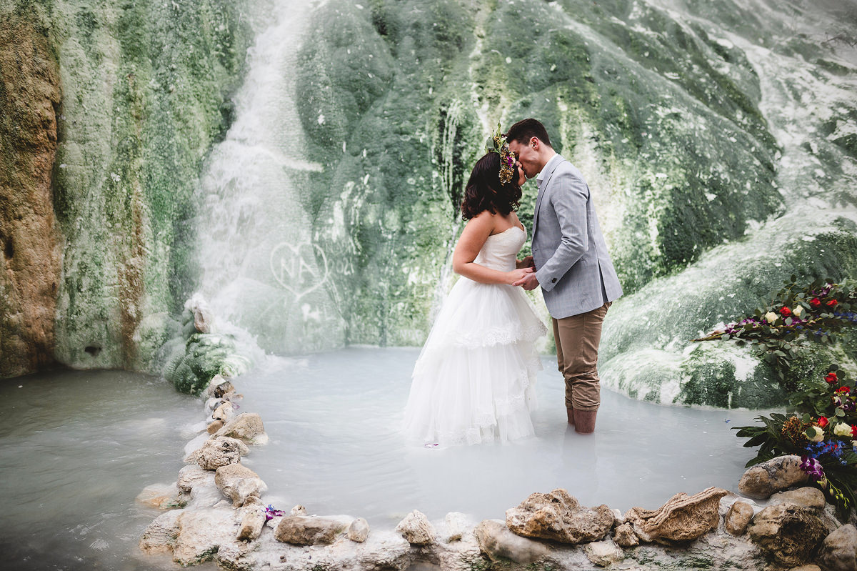 creative wedding photographer tuscany wedding bagni di san filippo