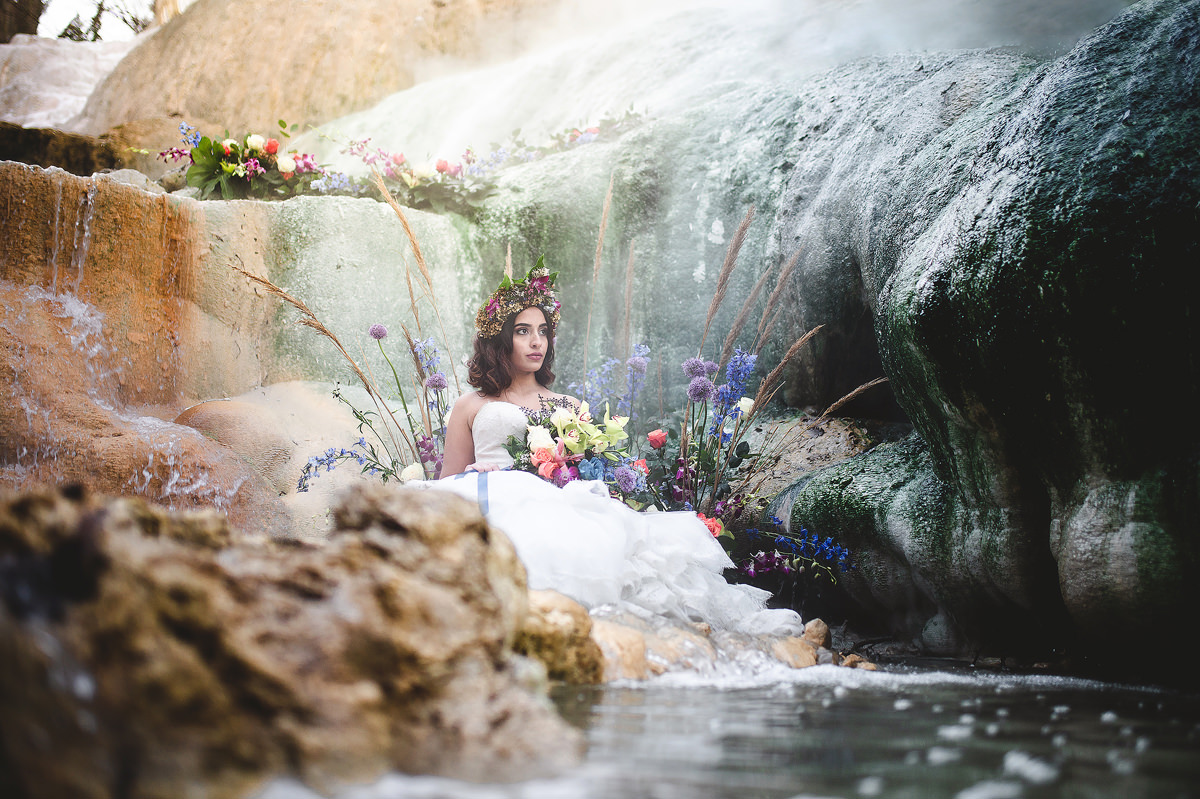 creative wedding photographer tuscany wedding