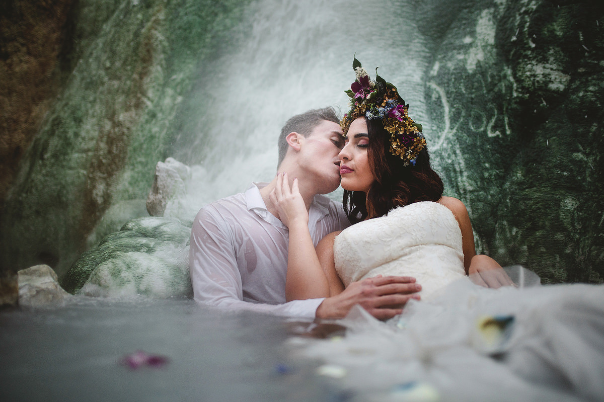 creative wedding photographer tuscany