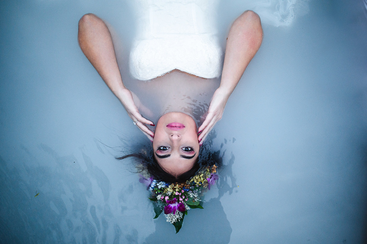 creative wedding photographer tuscany