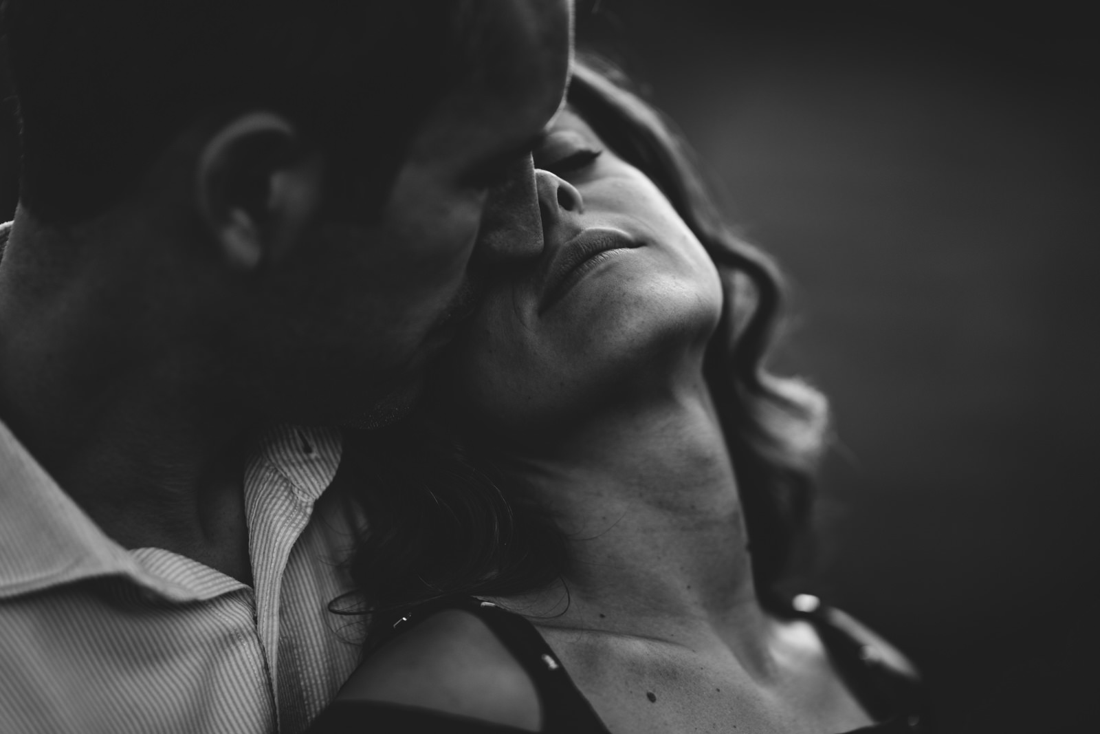 engagement couple photographer Tuscany