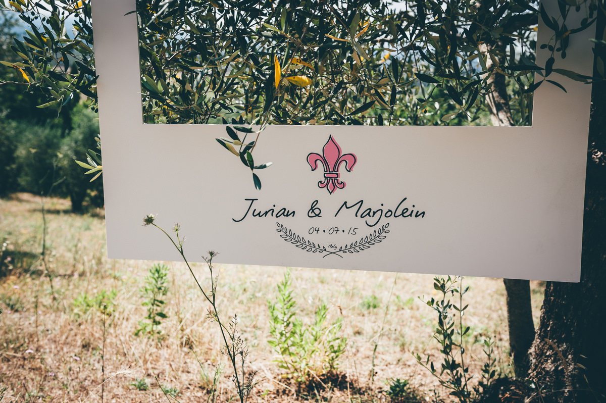 Wedding Photographer Tuscany Farmhouse